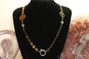 IMG_9452 L'anneau de racines ancestrales